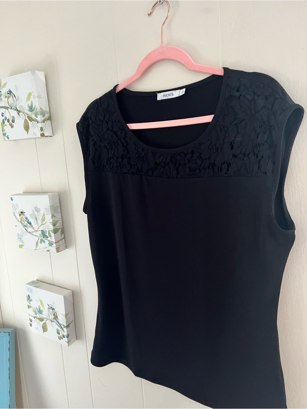 Ladies Large Ricki's Black Lace Yoke Pullover Top Poly/Span